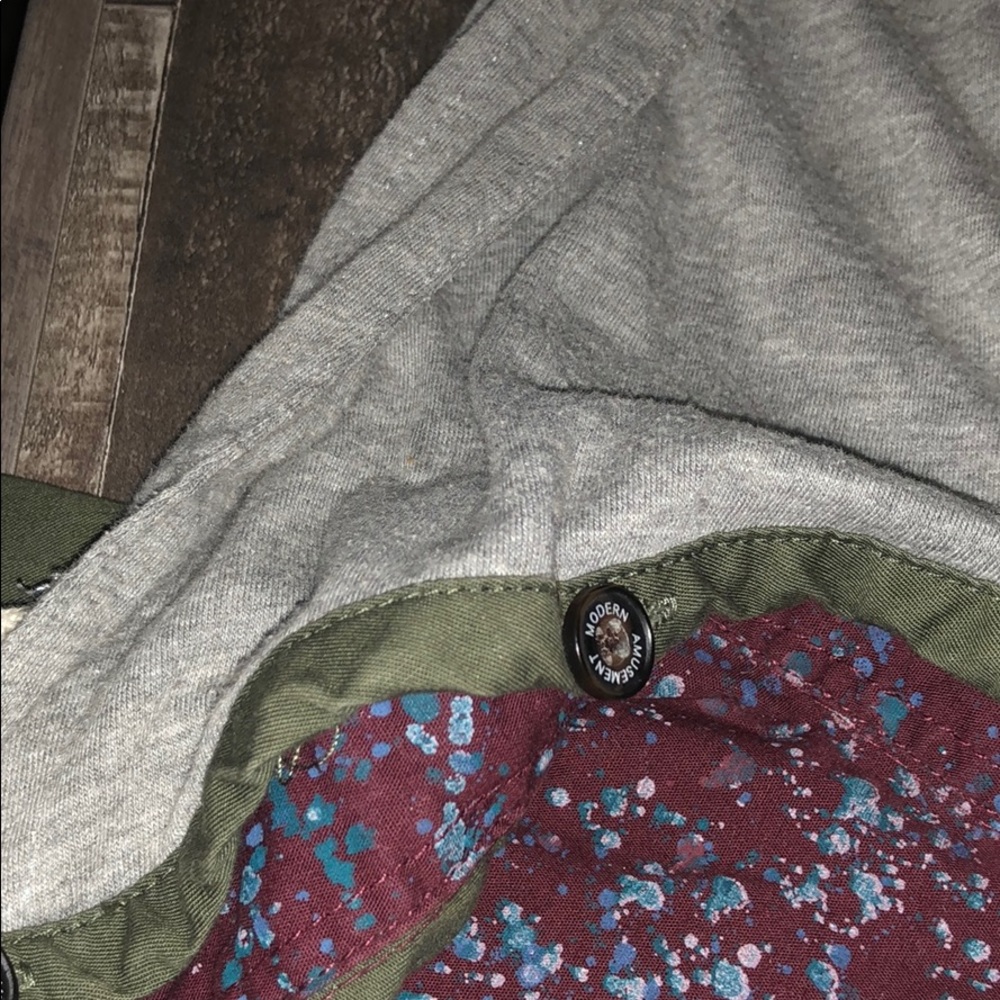 Jacket - Picture 5 of 7